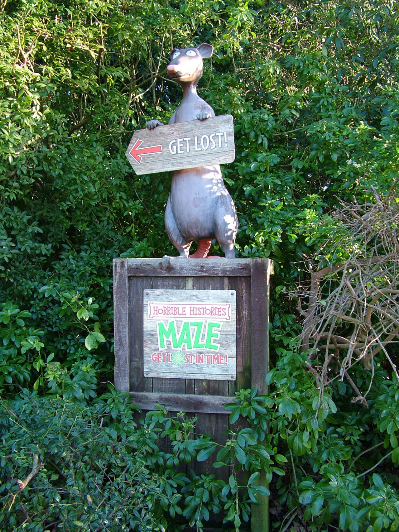 warwick castle maze 