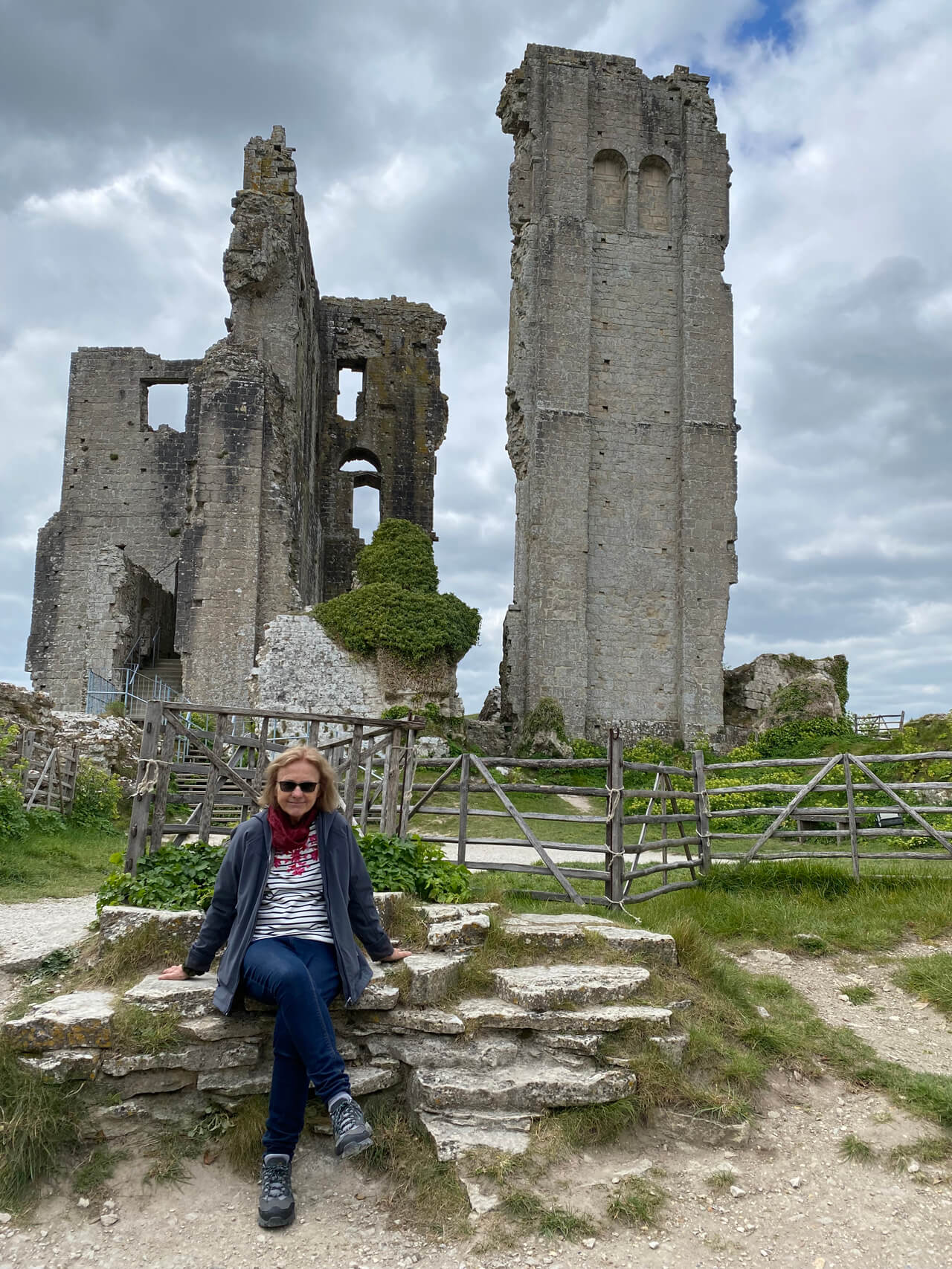 corfe castle about2