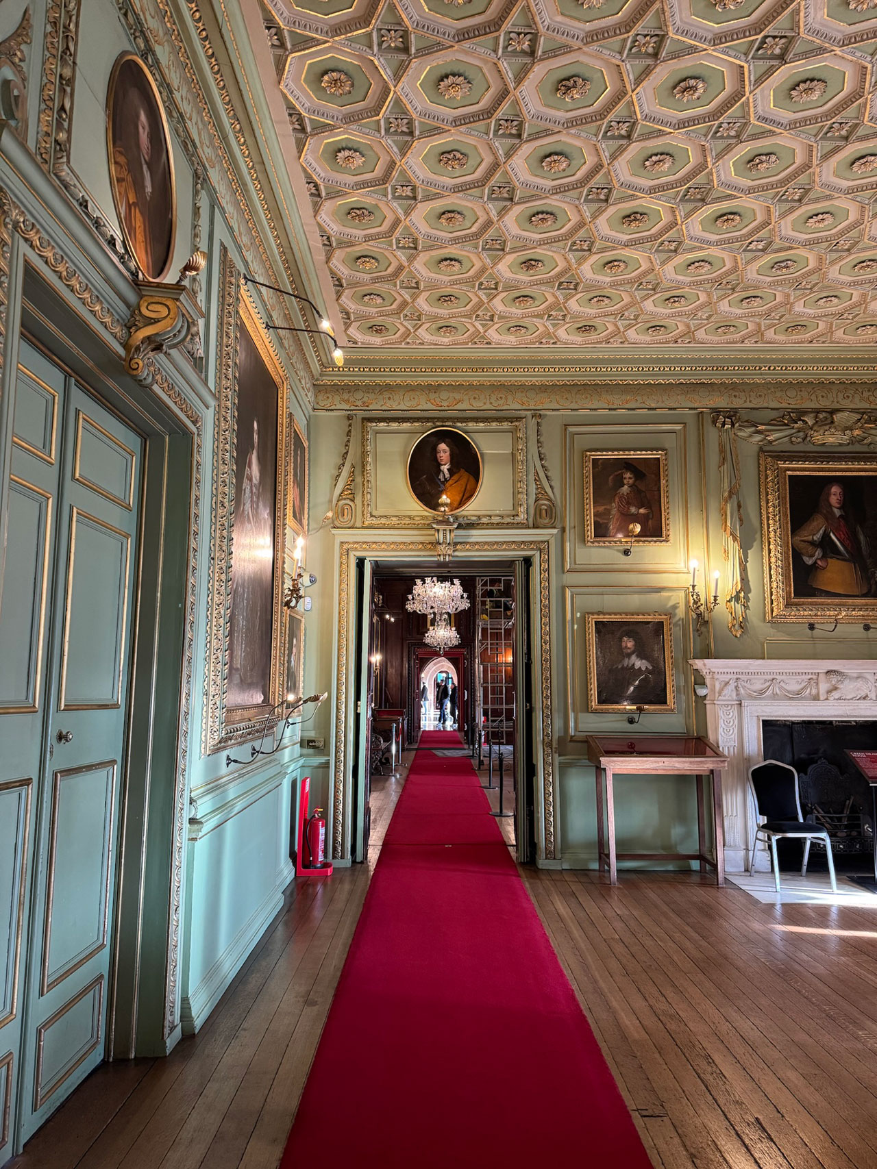Warwick castle green drawing room