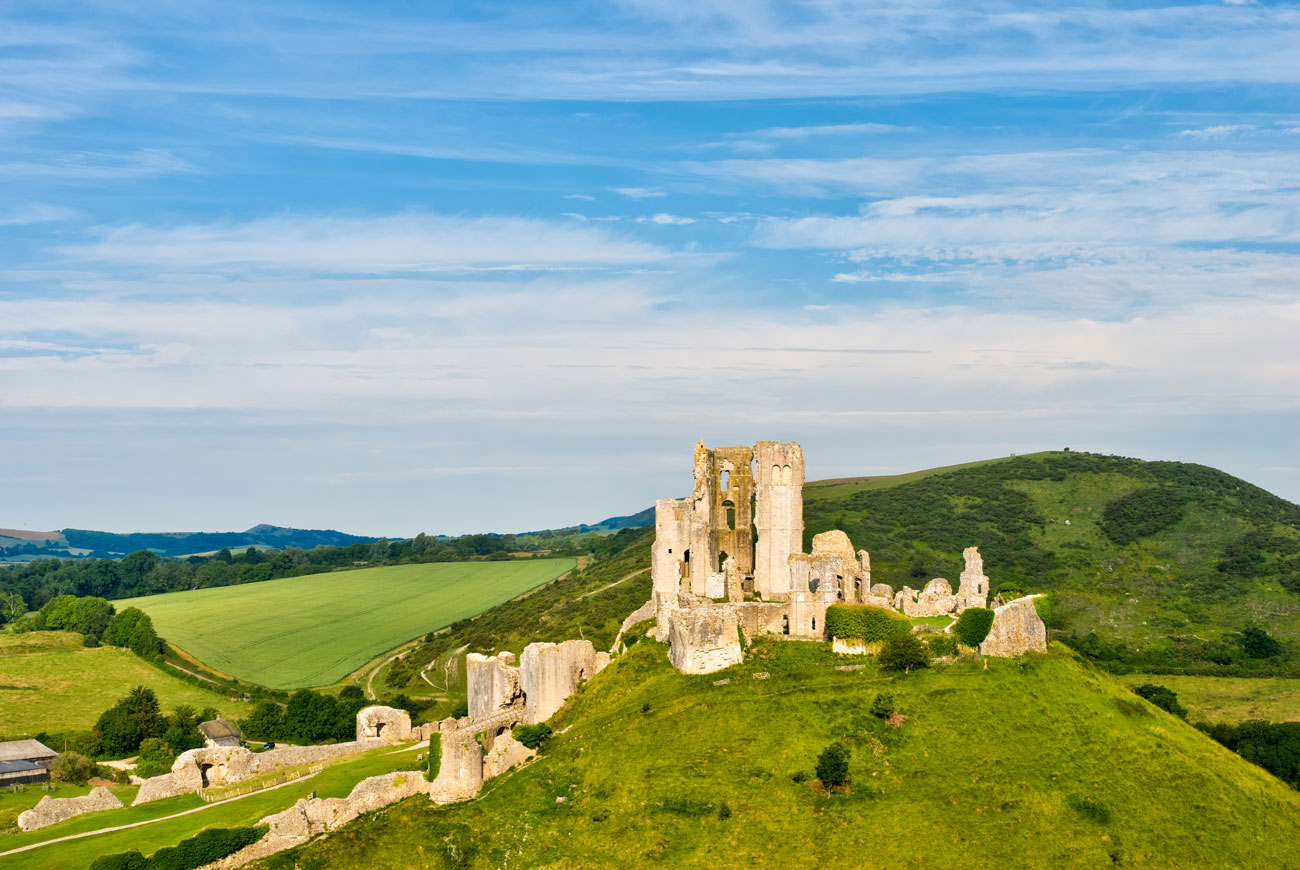 corfe-castle.jpg